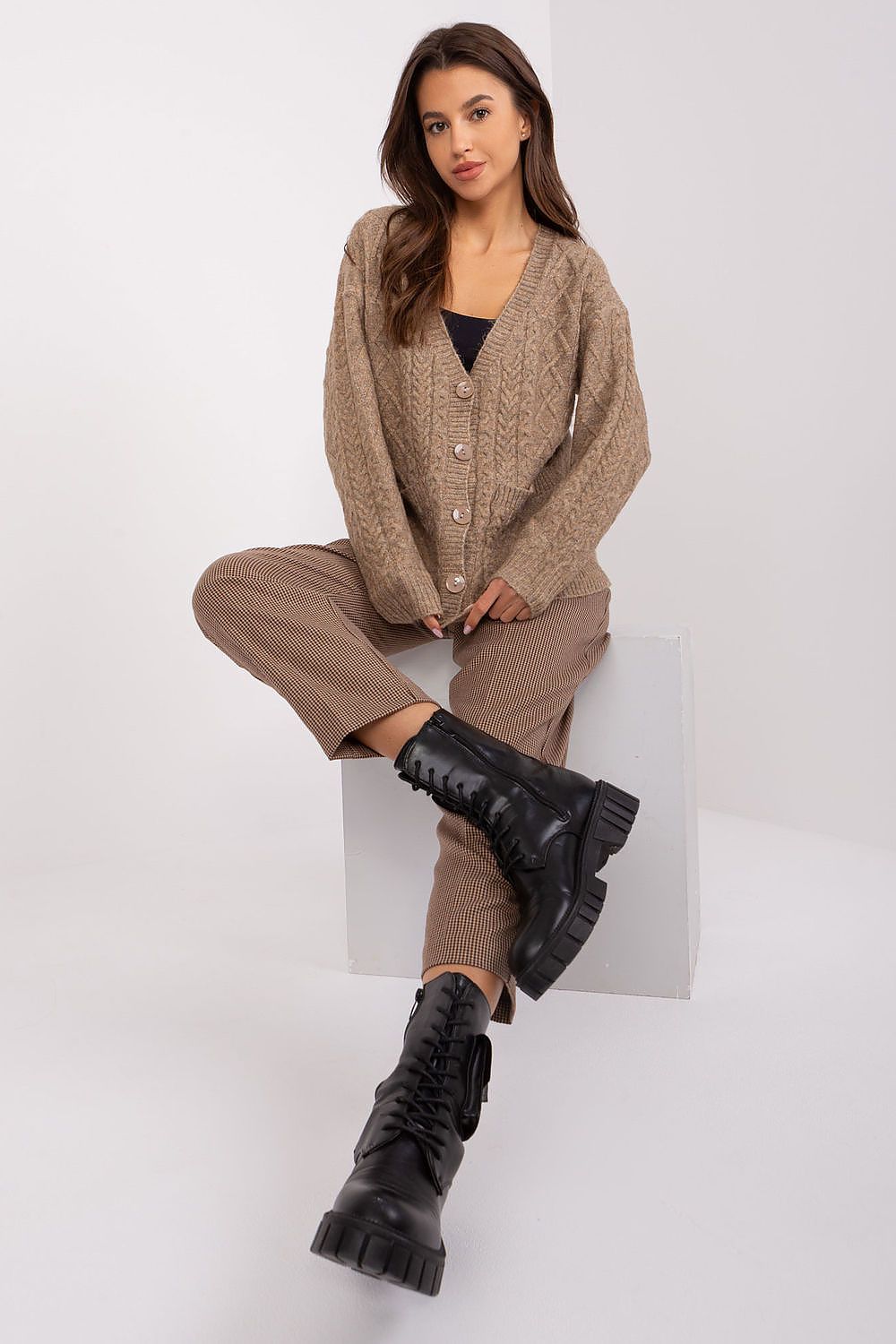  Cardigan model 186752 Wool Fashion Italia 